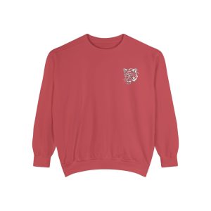 Unisex Garment-Dyed Sweatshirt with Wild Cat Design Embroidery - Cozy, Stylish Apparel for Nature Lovers